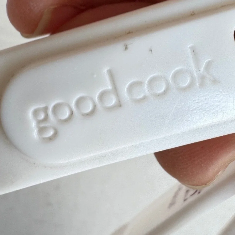 GoodCook‎ White Plastic Measuring Spoons Set of 4 Kitchen Baking Tools